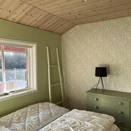 Holiday home Autentisk Pa Lakolk, Romo
