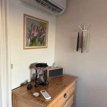 Autentisk Pa Lakolk, Holiday home